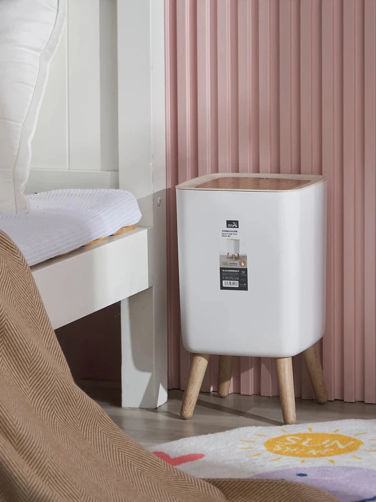 Lata de Lixo Elegante Com Tampa e Pés que Imitam Madeira - MimoHouse